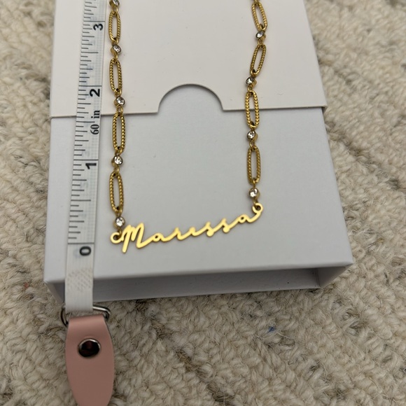 Abbott Lyon Name Necklace Gold ‘Marissa’ - Picture 3 of 3